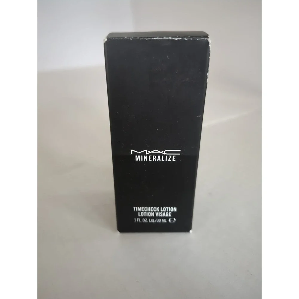 MAC Mineralize Timecheck Lotion Moisturizer 1oz Pump Bottle New Hydrate Skin New